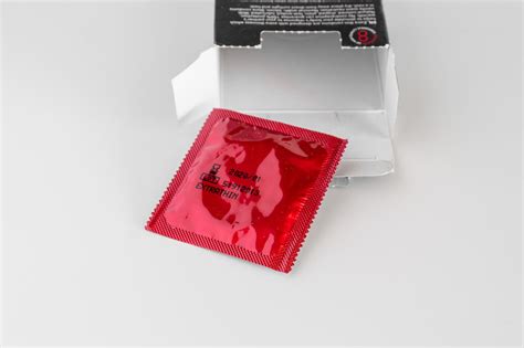 Blowjob ohne Kondom gegen Aufpreis Hure Thalwil Dorfkern